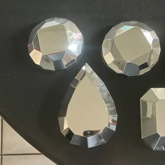 Elegant Silver Geometric Wall Decor Set - Picture 2 of 5